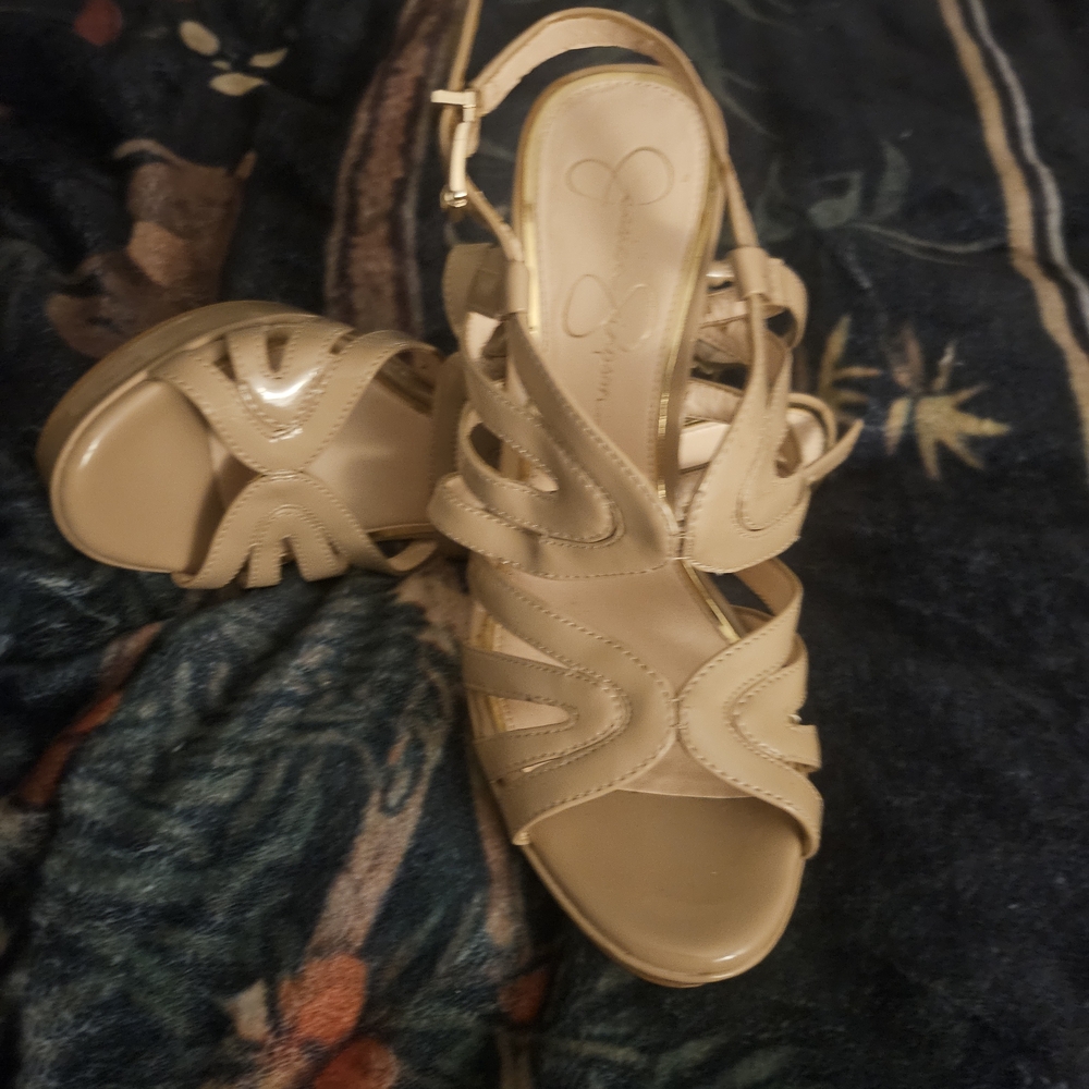 Jessica Simpson Nude Strappy Heels - Picture 2 of 4